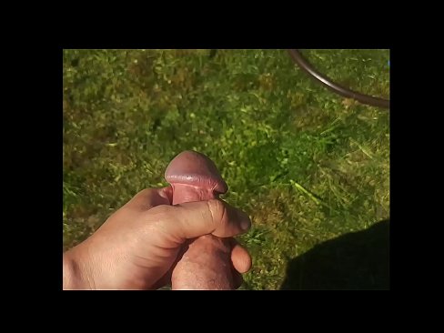 ❤️ A boazona fica com a rata rosa fodida e ejacula com um esguicho num jardim de Verão ❤️❌ Sexo vídeo em nós pt.pornsexer.ru
