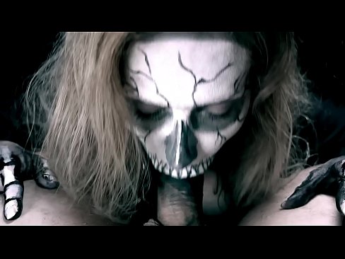 ❤️ Rapariga demoníaca a chupar pilas com a sua boca negra e a engolir esperma. ❤️❌ Sexo vídeo em nós pt.pornsexer.ru